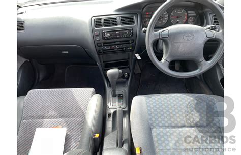 Toyota Corolla 1995 Interior