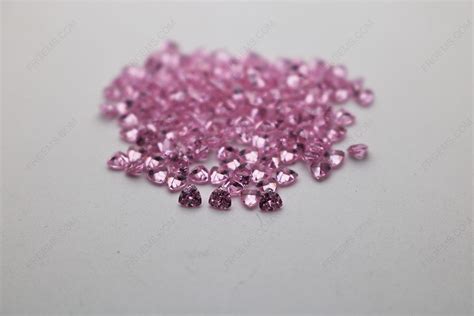 Cubic Zirconia Pink Trillion Shape Diamond faceted cut 3x3mm stones CZ03 IMG_4913-Loose ...