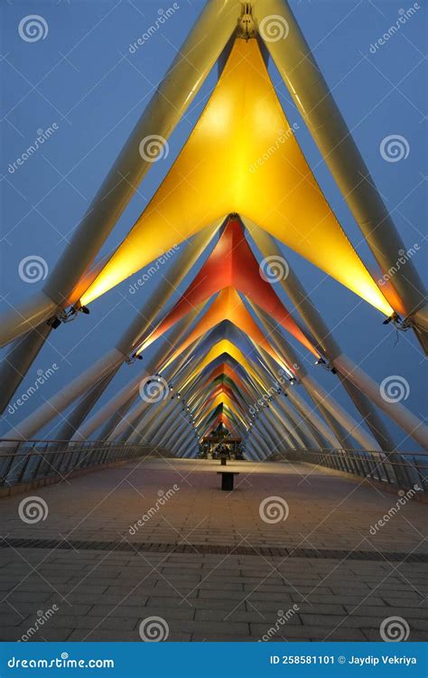 Atal Bridge in Ahmedabad, Gujarat Editorial Photo - Image of ...