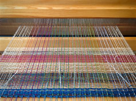 Quiet Friday: Weaving Linen Air – Warped for Good