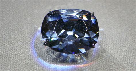 Blue Diamond Valued At $48 Million To Be Auctioned Off | Diamond.Gift