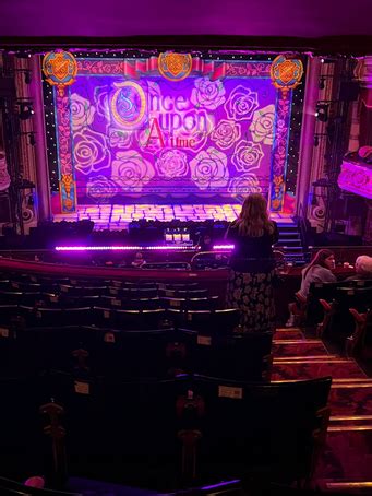 Beauty and the Beast: Glasgow King's Panto 2022 Review. Panto Perfection