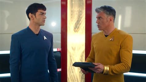 ‘Star Trek’ Uniform Colors, Explained