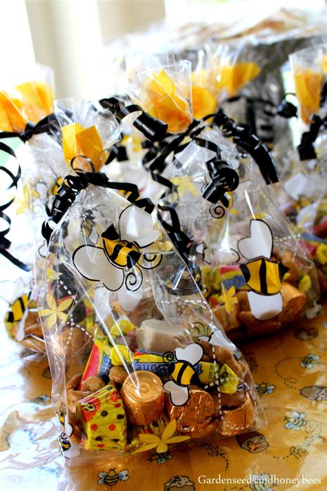 Bee Candy Stuffed Treat Bags - Garden Seeds and Honey Bees | Treat bags ...