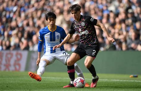 Man United eye Aaron Hickey transfer from Brentford