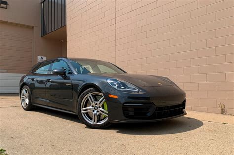 2023 Porsche Panamera E-Hybrid Sport Turismo: Review, Trims, Specs ...