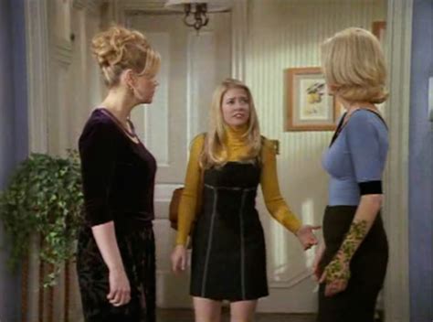 11 Ways 'Sabrina The Teenage Witch' Fashion Was So '90s — PHOTOS