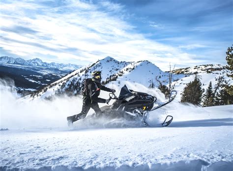 2019 Polaris Snowmobile Lineup Features New Technology, New Models, All-New Polaris 850 Patriot ...