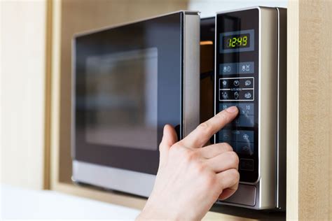 How Do Microwaves Work? | Britannica