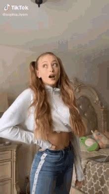 Dance Tik Tok GIF - Dance TikTok Sophia - Discover & Share GIFs