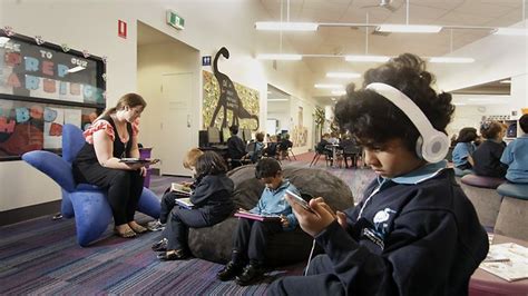 Schoolchildren given more space with open plan the future | Herald Sun