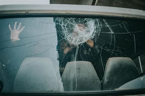 What is Personal Injury from Windshield Damage? Can You Build a Case? | True Blue Auto Glass