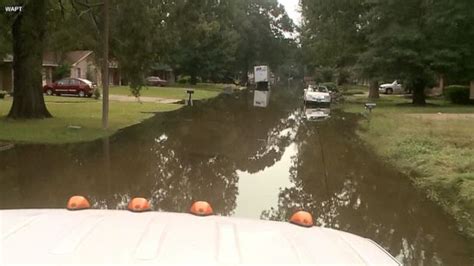 Video Residents evacuate due to flooding - ABC News