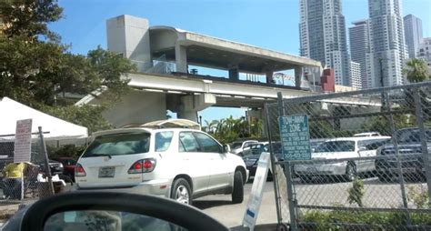 NE 7th street Port Of Miami Cruise Parking lot entrance | Yelp