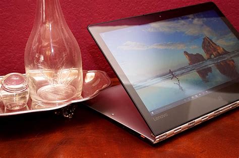 Lenovo Yoga 900 Review - Laptop and Widnows Convertible Reviews by ...