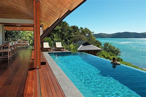 Discover 91+ about island resorts australia cool - NEC