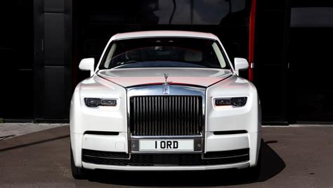 Rolls Royce Phantom VIII Hire | White - Platinum Executive Travel