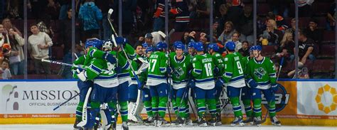 Abbotsford Canucks complete comeback in 3-2 victory against Bakersfield ...