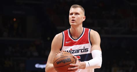 Kristaps Porzingis Won't Return to Wizards-Hornets Preseason Game After ...