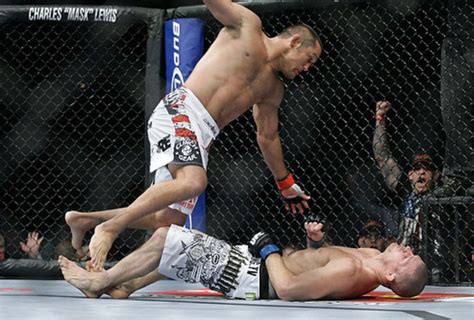 Dan Henderson's 'H-Bomb' and the Deadliest Weapons in MMA | Bleacher ...