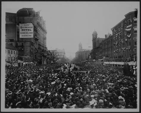 1913 Woman Suffrage Procession (U.S. National Park Service)