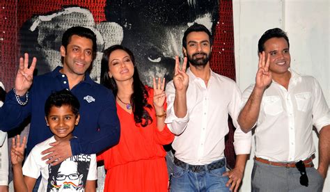 "Jai Ho" Cast during Promotional event in Mumbai: Bollywood - Images Archival Store