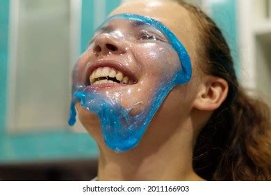 Face Sliming: Over 3,384 Royalty-Free Licensable Stock Photos ...