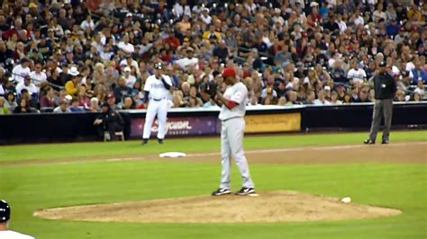 Aroldis Chapman - 105 MPH [HD] (Fastest Pitch Ever) - YouTube