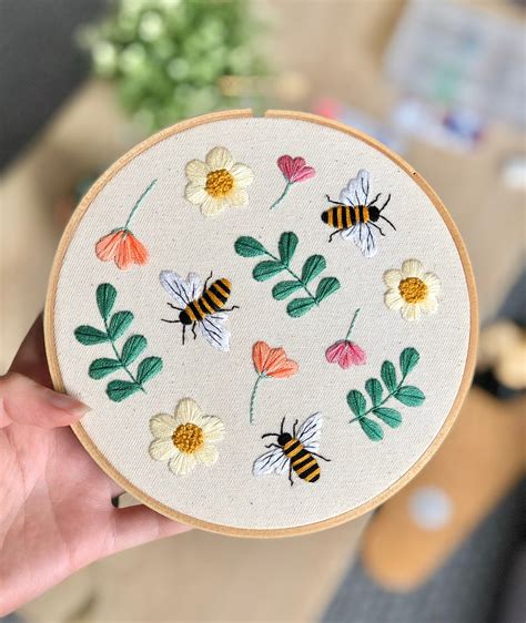 15+ modern bee embroidery pattern options - Swoodson Says