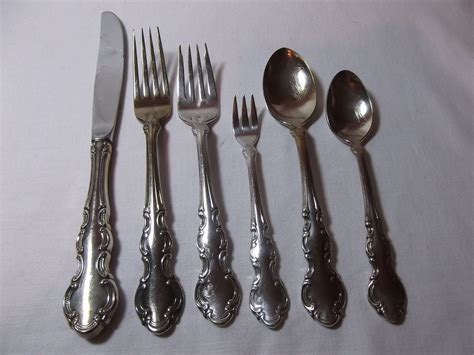 1847 Rogers Bros Silverware Set - Frey's Blog