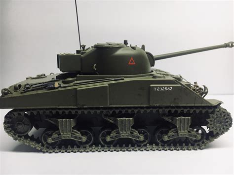 Sherman Firefly 1/48 : r/modelmakers