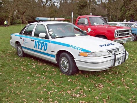 1990 Ford crown victoria police interceptor