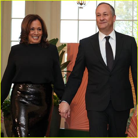 Meet Kamala Harris’ Family, Including Her Husband & 2 Step-Children | Cole Emhoff, Doug Emhoff ...