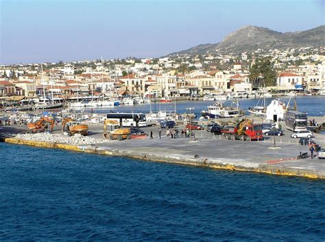 Port of Aegina - Αίγινα - Shipfriends