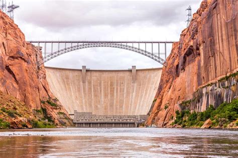 Glen Canyon Dam: Overlook, Tour, Hours, Admission Fee and Directions