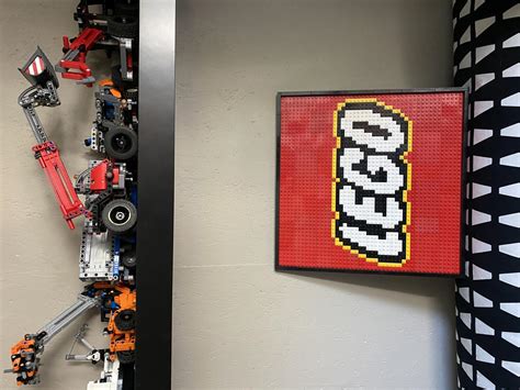 LEGO MOC Lego Logo Sign by Yeetforlego | Rebrickable - Build with LEGO