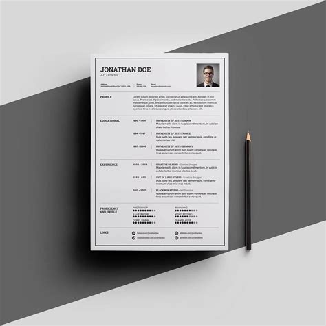 How Long Should a CV Be? One Page CV vs Two Page