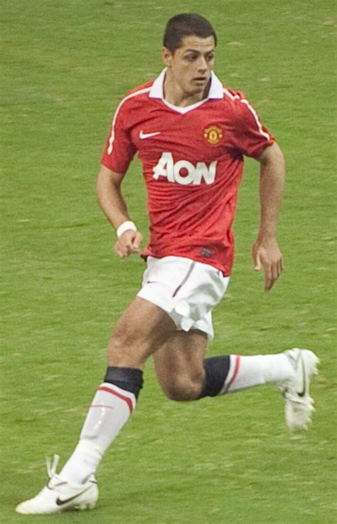 File:Javier "Chicharito" Hernandez vs MLS All Stars.jpg - Wikimedia Commons