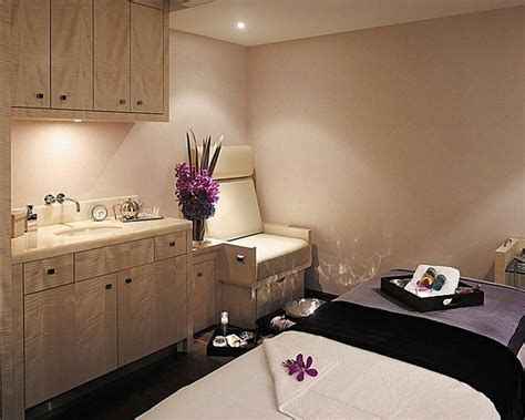 Esthetic+Room+Design | beautiful room! | Esthetician Room Ideas #luxuryinteriordesign | Spa ...