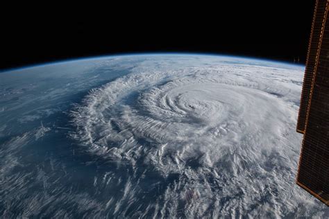 10 Platforms to Monitor Hurricanes and Disasters in Cities