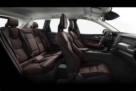 Volvo XC60 Maroon Brown Interior | AUTOBICS