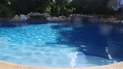 Wet Edge | Marketplace | Crystal Clear Signature Pools