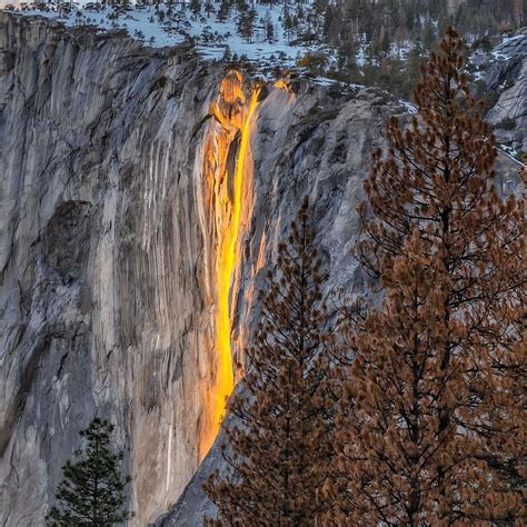 “Firefall” at Horsetail Waterfall in Yosemite National Park | Unusual ...