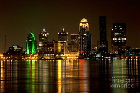 Downtown Louisville Kentucky Skyline Night Shot Photograph by Bill Cobb ...