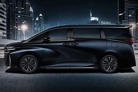 All-New Toyota Alphard and Toyota Vellfire launched | AUTOBICS