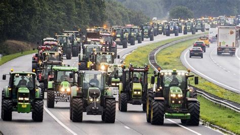 Canadian Farmer Protests - AG INFORMATION NETWORK OF THE WEST