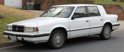 1989 Dodge Dynasty - Information and photos - MOMENTcar