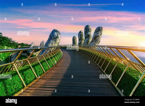 Vietnam bridge hands hi-res stock photography and images - Alamy