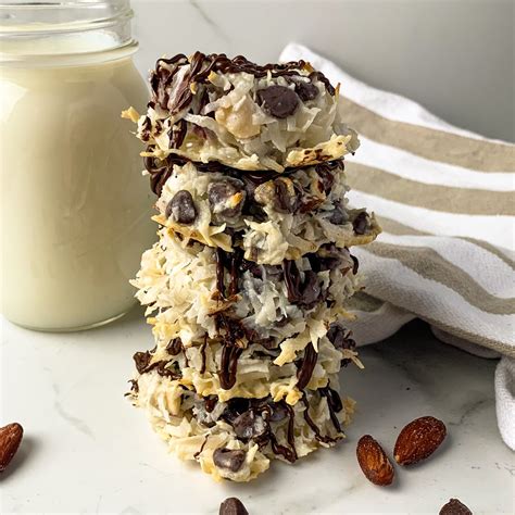 Almond Joy Cookies {4-Ingredients} Modernmealmakeover.com