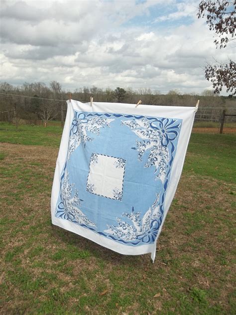 Vintage Linens Tablecloth Picnic Farmhouse Kitchen Mid Century